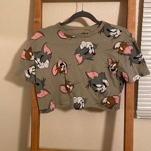 Tom and jerry XS crop top.